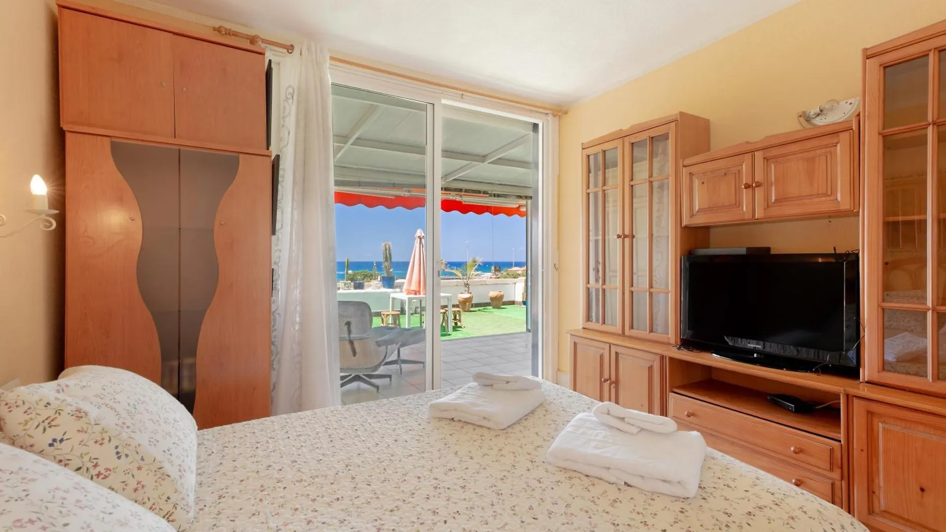 Azahara Beach Arona